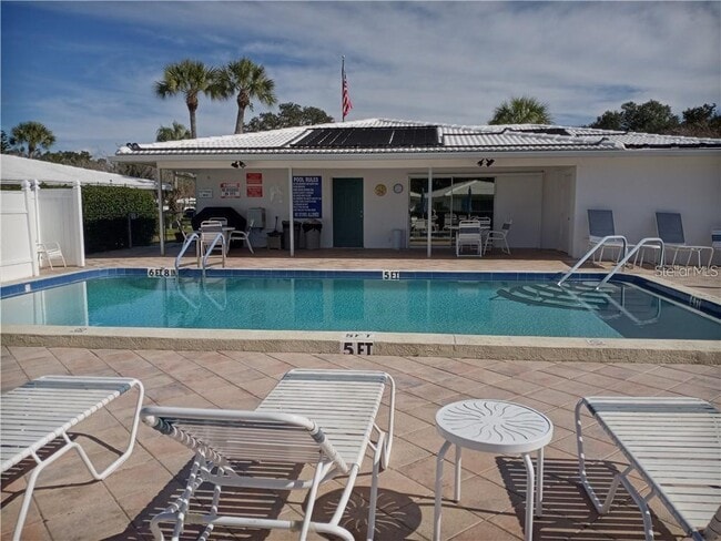 Building Photo - 3900 Roxane Blvd