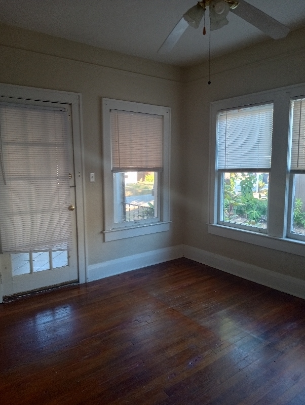 Building Photo - 801 E Frierson Ave