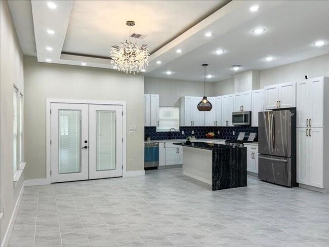 Building Photo - 4429 Sterling St