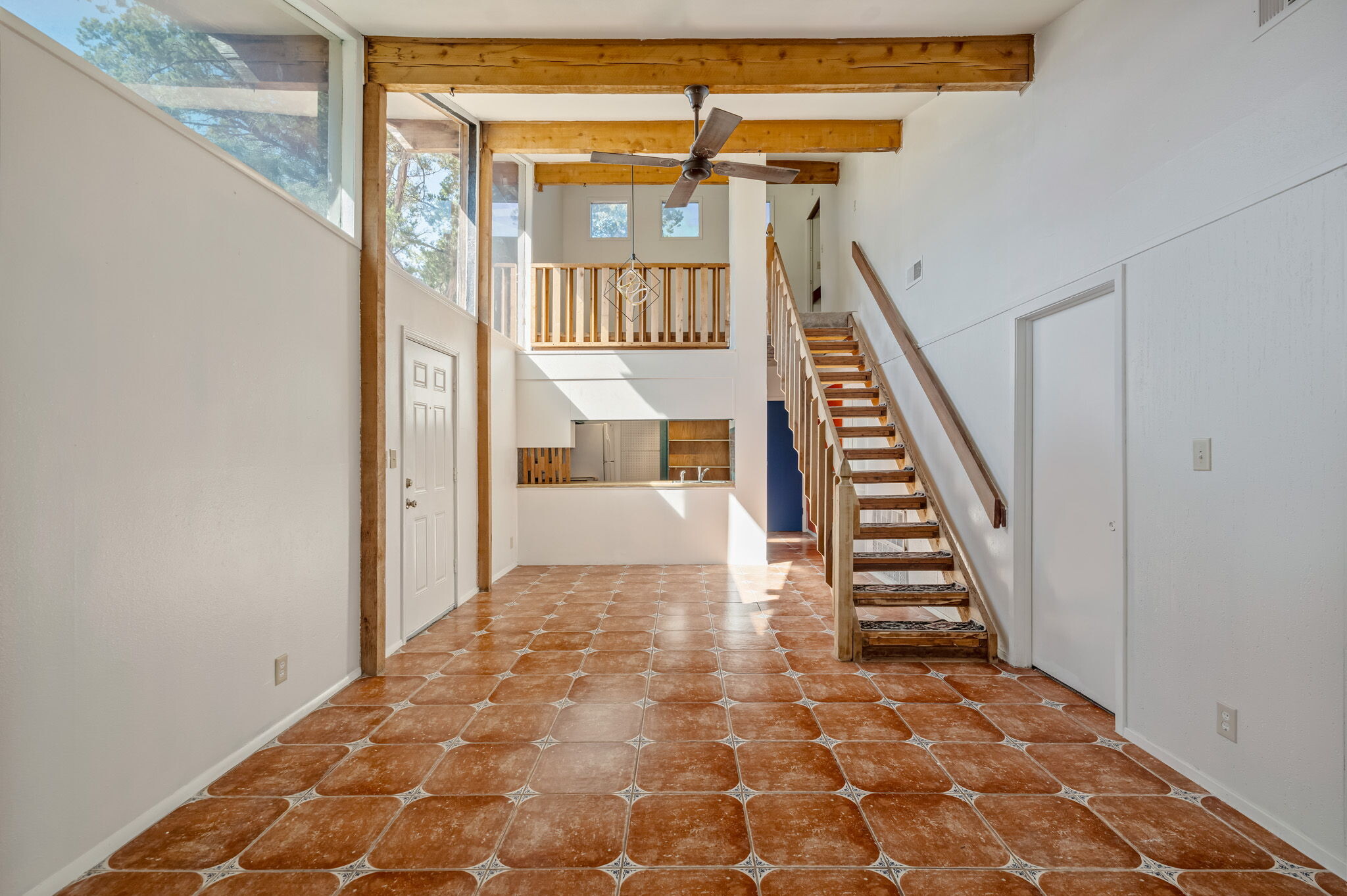 Building Photo - 302 Venture Blvd S