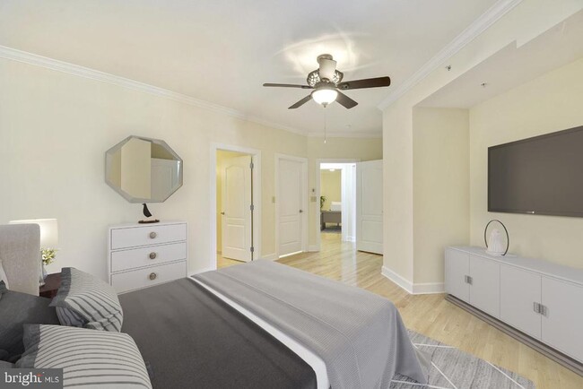 Building Photo - 502 W Broad St