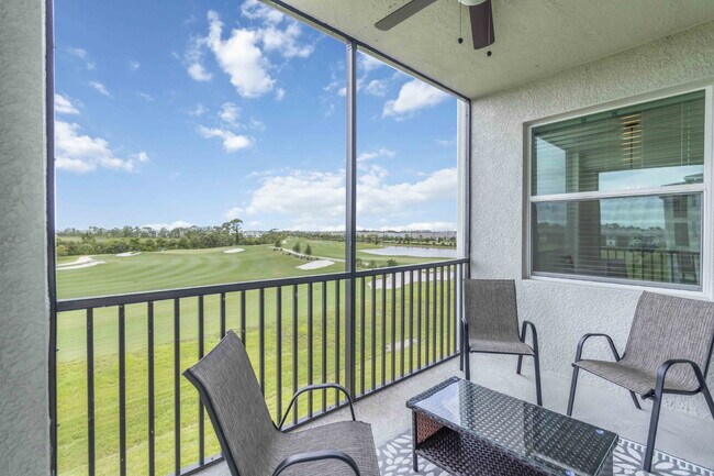 Building Photo - "Fully Furnished 2-Bed, 2-Bath Condo in Wellen Golf!"