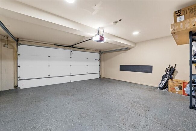 Building Photo - 22 Buford Village Walk