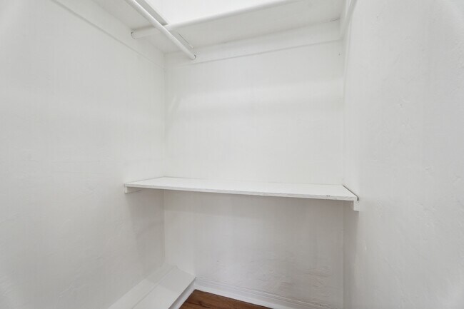 Building Photo - 825 85th St