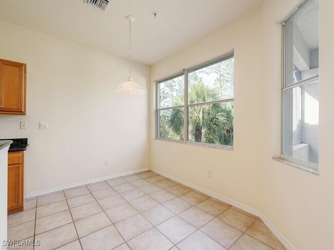 Building Photo - 12854 Carrington Cir