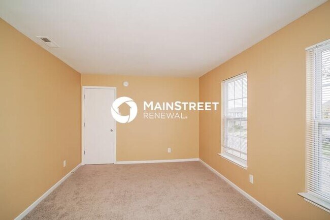 Building Photo - 4 Bedroom Pet-Friendly Home in Indianapoli...