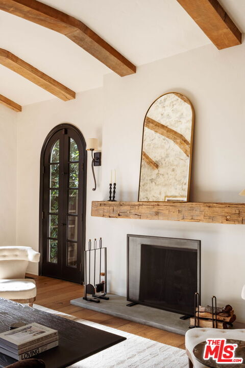 Building Photo - 6677 Maryland Dr