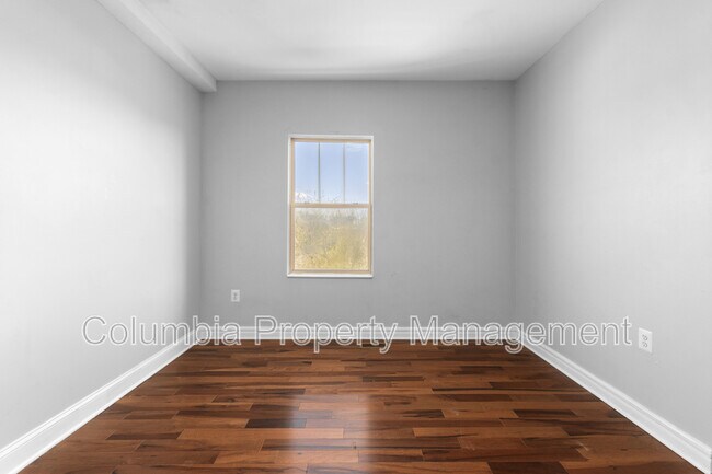 Building Photo - 1829 Providence St NE