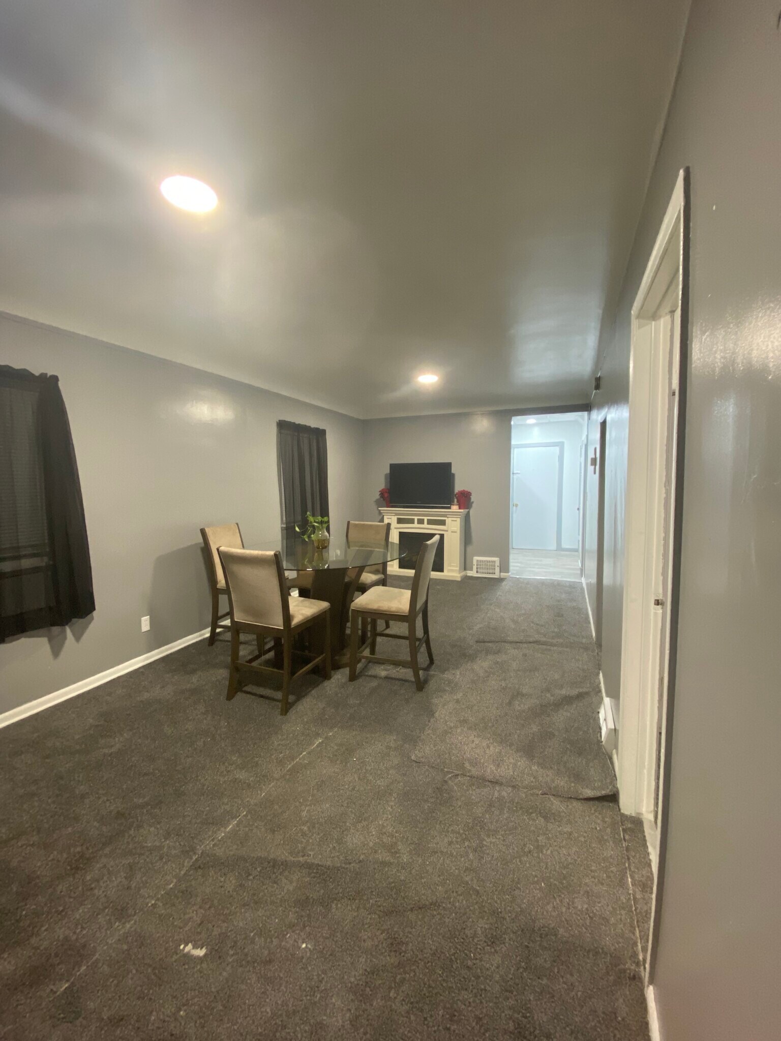 Building Photo - 21 Bellevue St