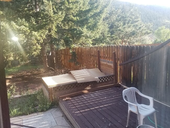 Building Photo - 3107 Riverside Dr