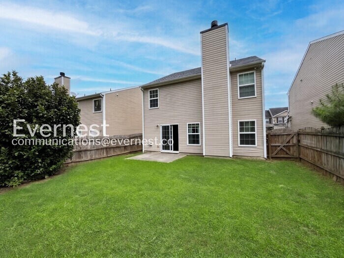 Building Photo - 2395 Mayfair Dr