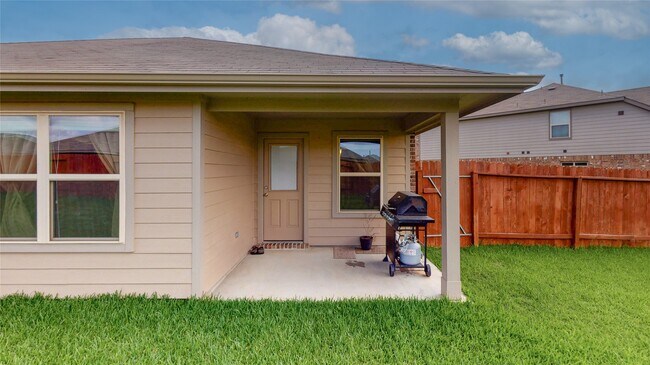 Building Photo - 29611 Nossers Ct