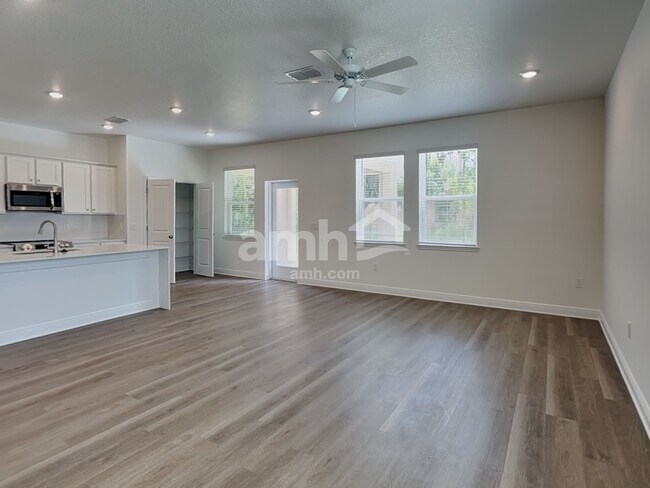 Building Photo - 4823 Rio Grande Cv