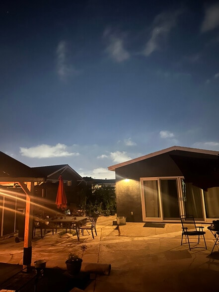 Building Photo - 935 Marietta St