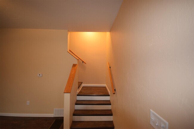 Building Photo - 119 Harrison Pl