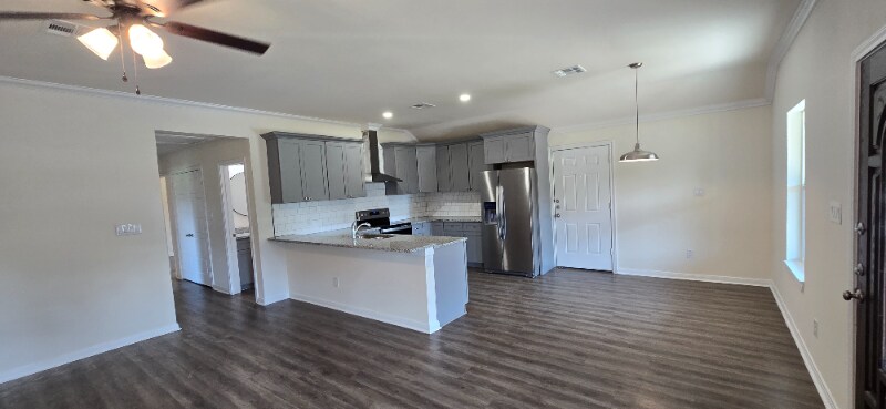 Building Photo - 2808 S 8th St