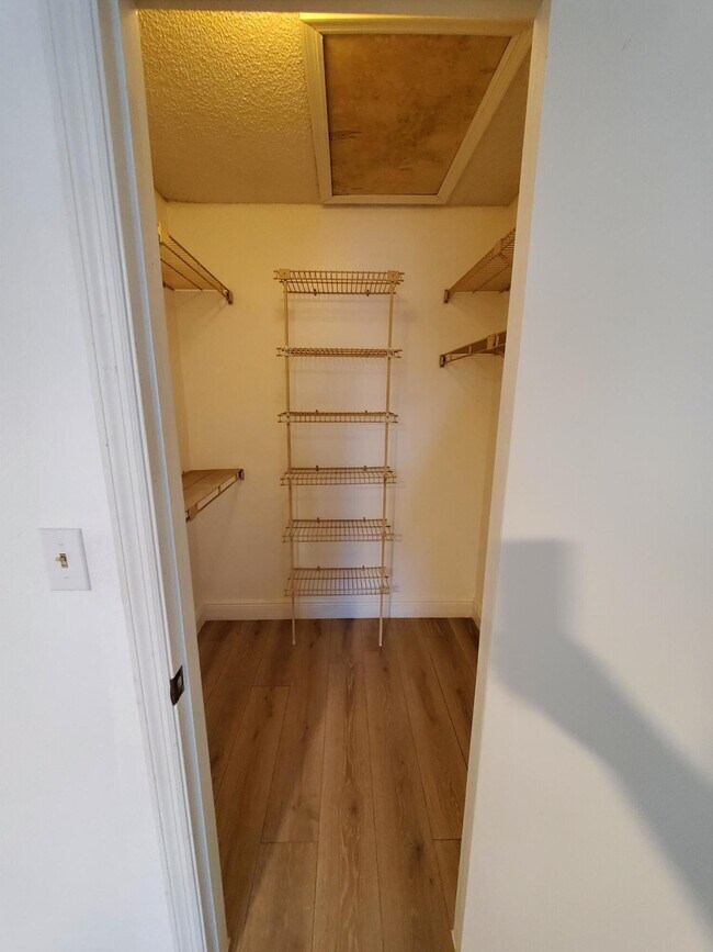 Building Photo - 2319 N Congress Ave