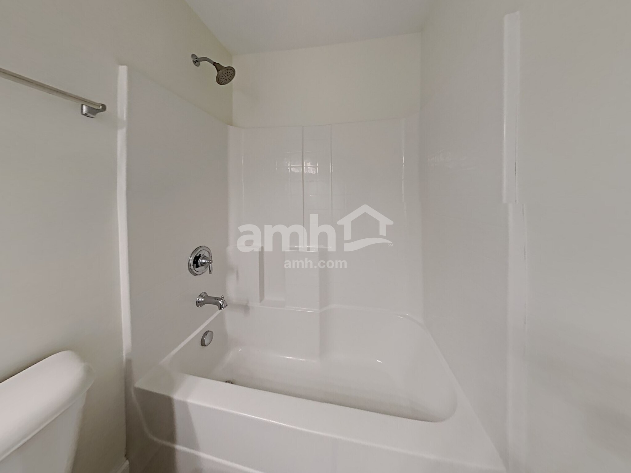 Building Photo - 7010 Bennett Dr.