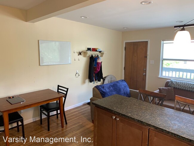 Building Photo - 2 br, 1 bath Apartment - 101 N. Ingalls 10...