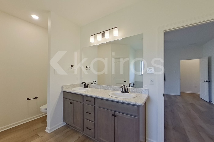 Building Photo - 302 Carencro St