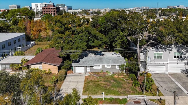 Building Photo - 4513 W Gray St