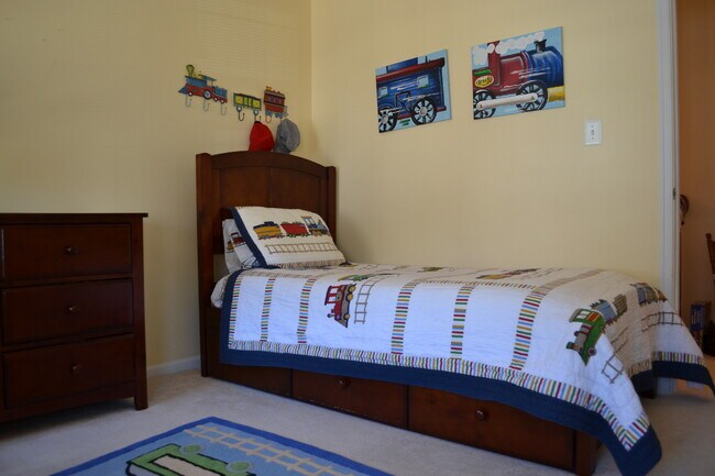 Bedroom - 3163 Grovehurst Pl