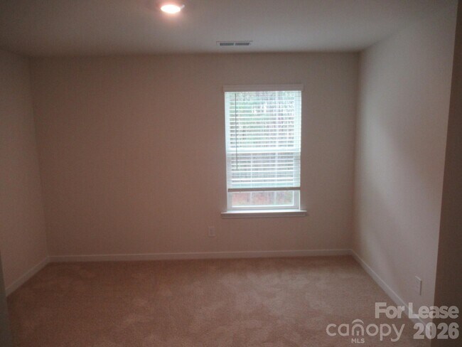 Building Photo - 3098 Ora Smith Rd