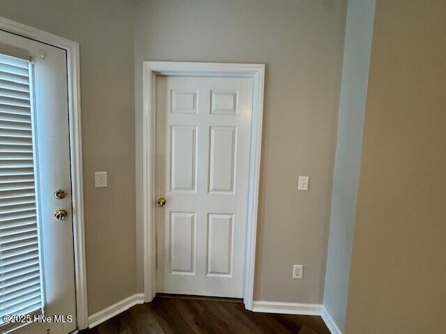 Building Photo - 130 Oak Towne Dr