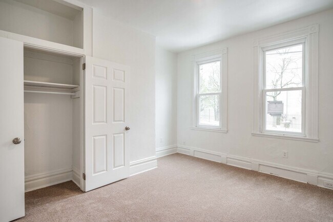Building Photo - 120 N Mathilda St