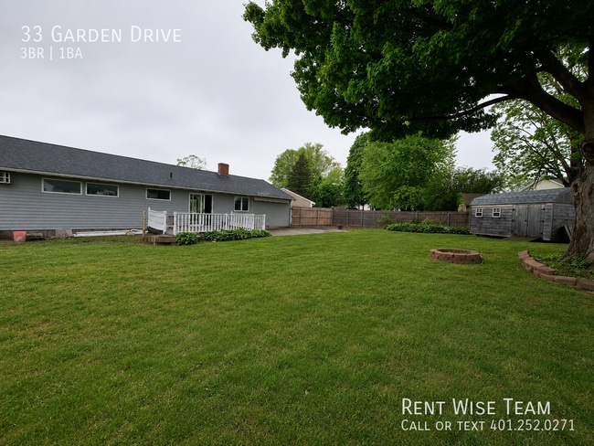 Building Photo - 33 Garden Dr
