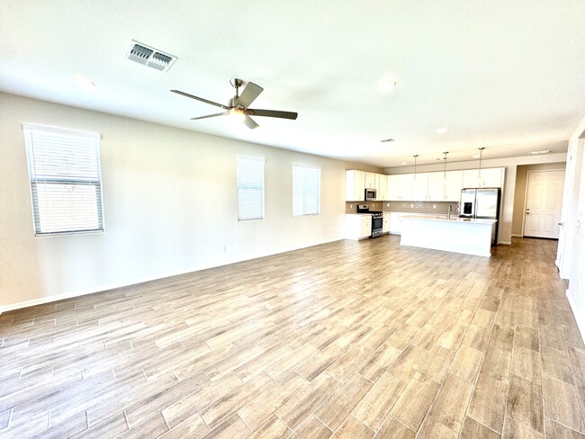 Building Photo - 21656 N Belt Dr