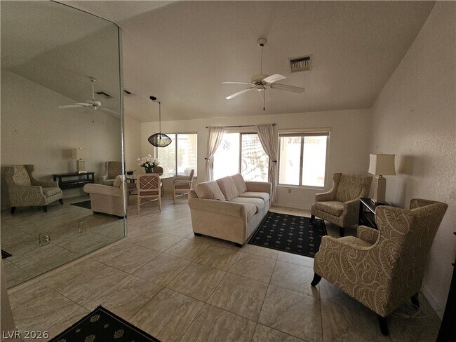 Building Photo - 2525 Palmridge Dr
