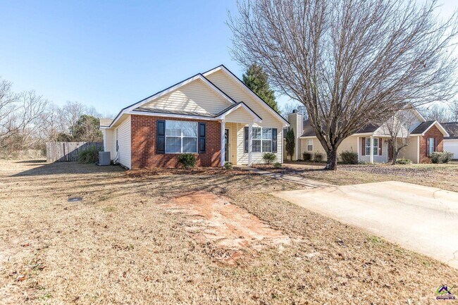 Building Photo - 404 Chadwyck Cir