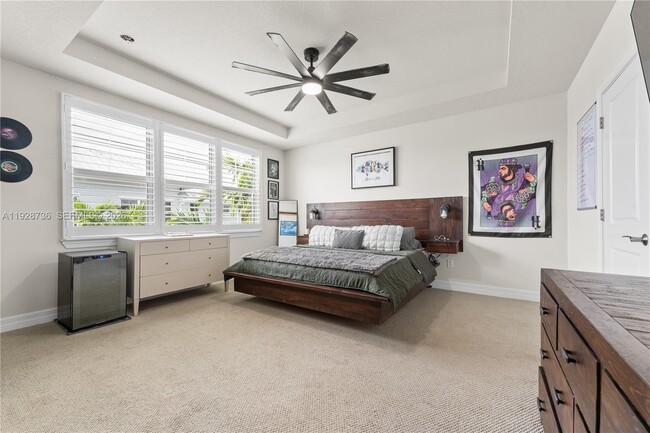 Building Photo - 1030 Eucalyptus Dr