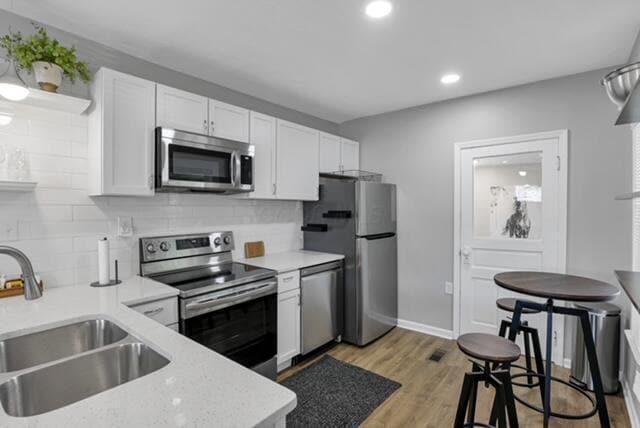 Building Photo - 745 Sullivant Ave