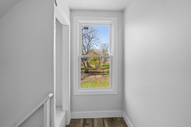 Building Photo - 3 Platt St