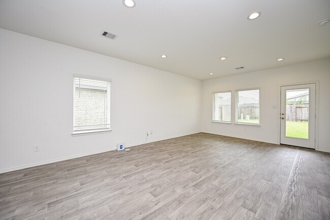 Building Photo - 5411 Auburn Gardens Ct