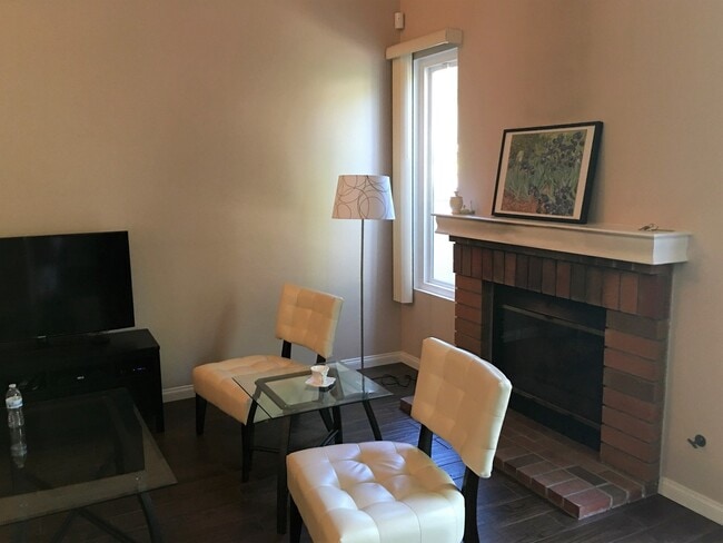 Building Photo - Two Story Cambria Townhome in Carmel Valley!