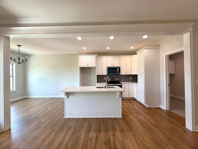 Building Photo - 5410 Peony Dr