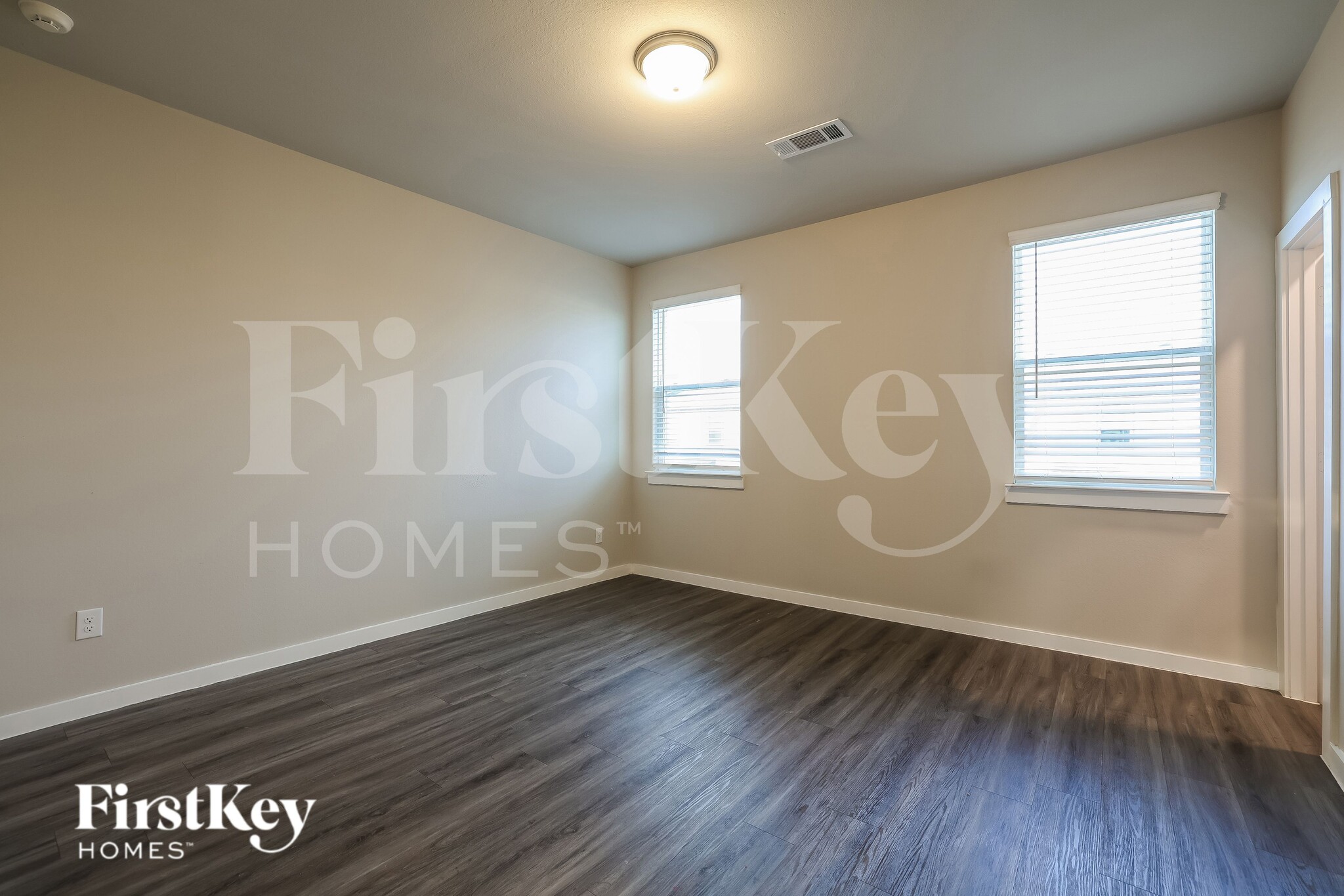 Building Photo - 18519 Centro Row