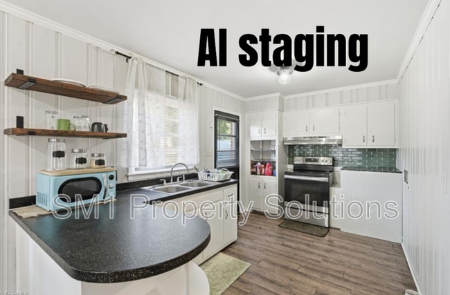 Building Photo - 1907 Apex Pl