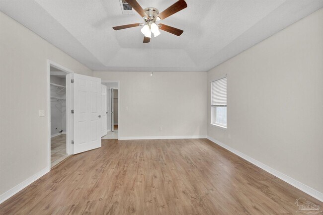 Building Photo - 9033 Bluebay Ln