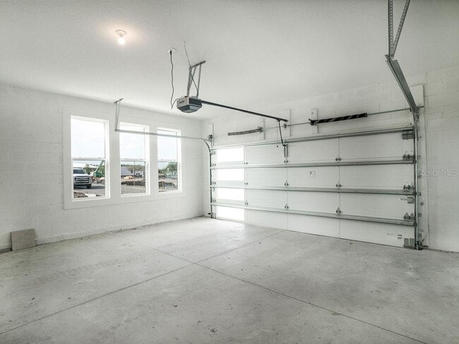 Building Photo - 2050 Packing District Wy