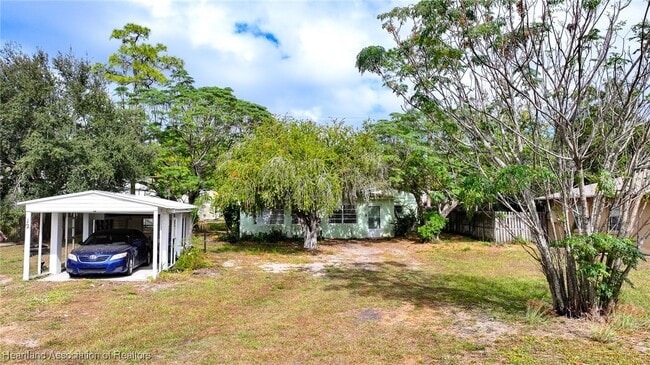 Building Photo - 12 Grape Ln