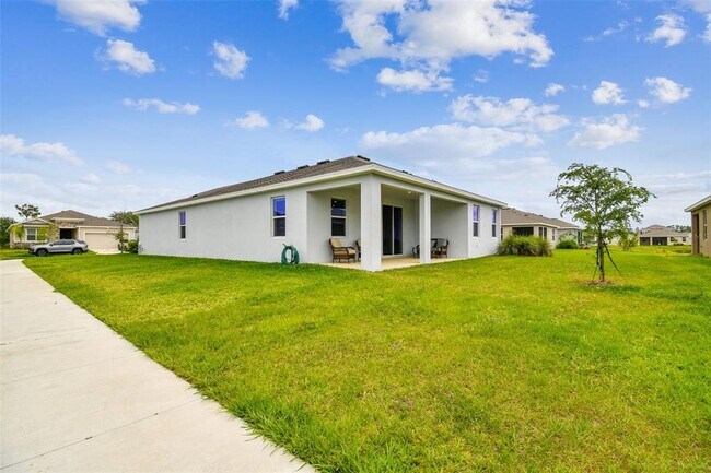 Building Photo - 33870 Field Maple Lp