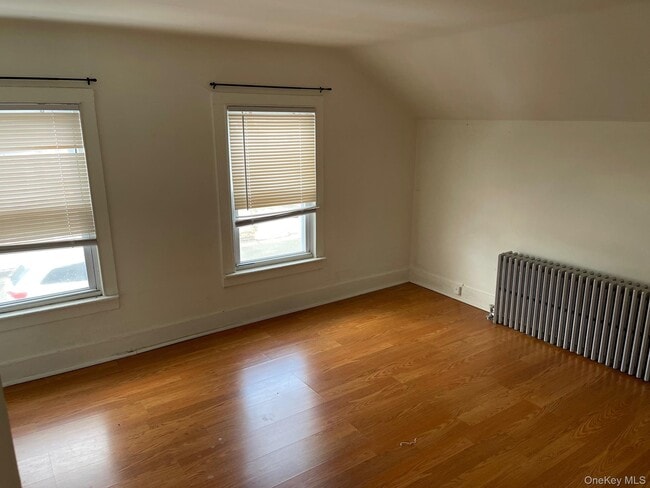 Building Photo - 74 Academy St