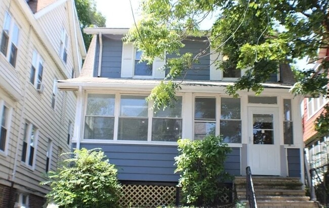 Building Photo - 69 Schuyler Ave