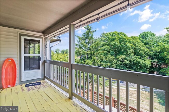 Building Photo - 12317 Wadsworth Way