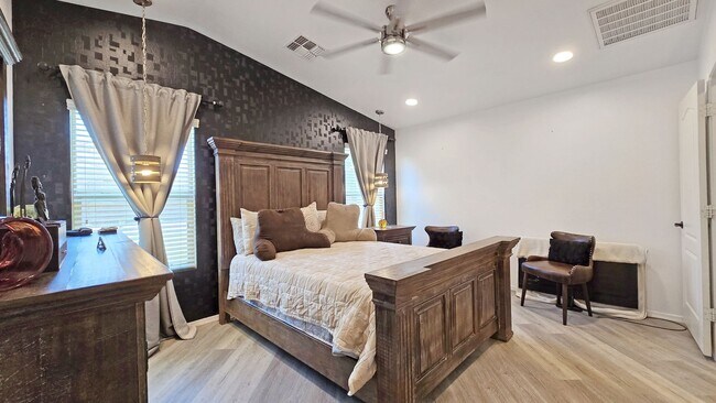 Building Photo - Beautifully updated home in Las Brisas Community of Goodyear!