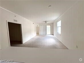 Building Photo - 8450 Kingbird Loop